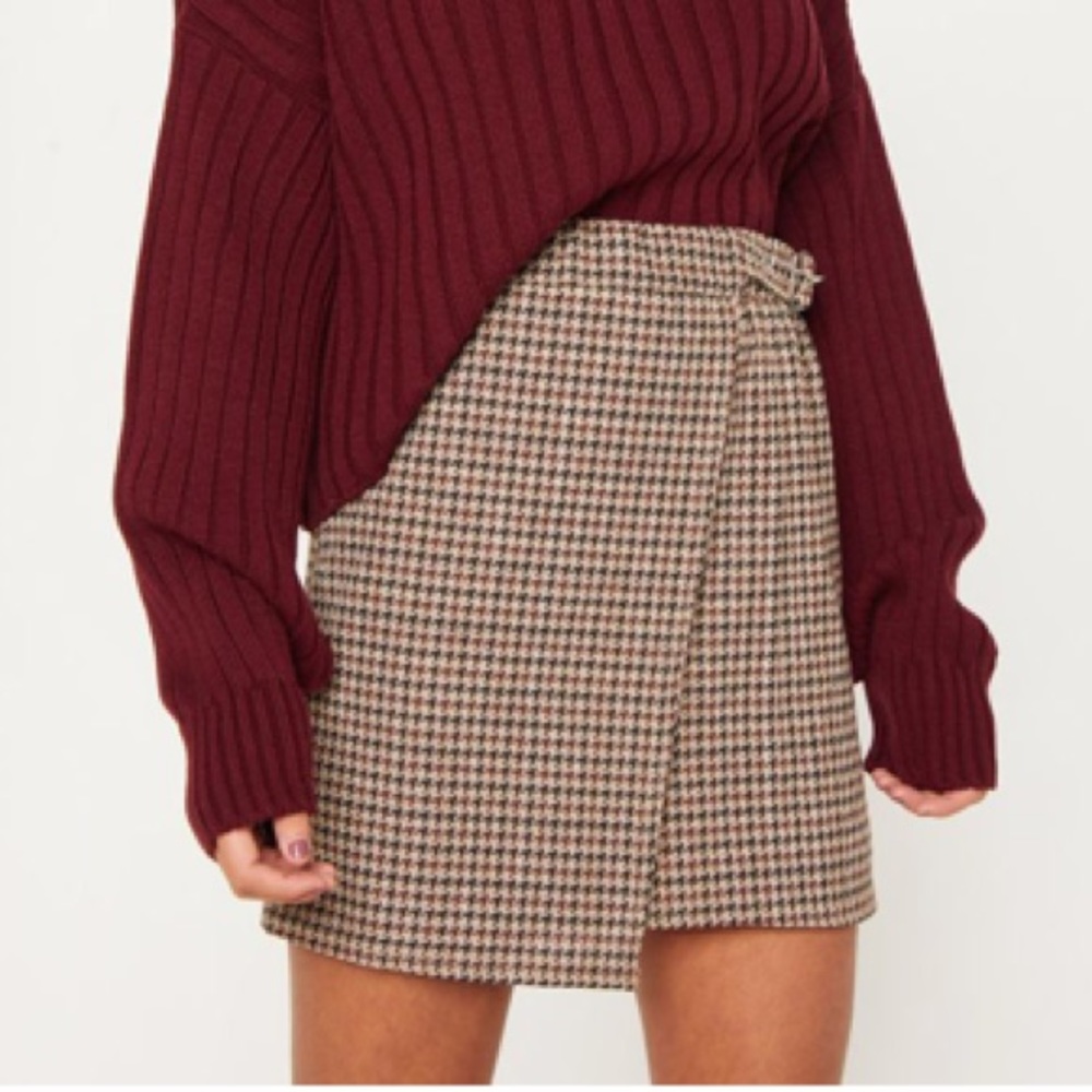 PRETTY LITTLE THING CHOCOLATE CHECKED SKIRT